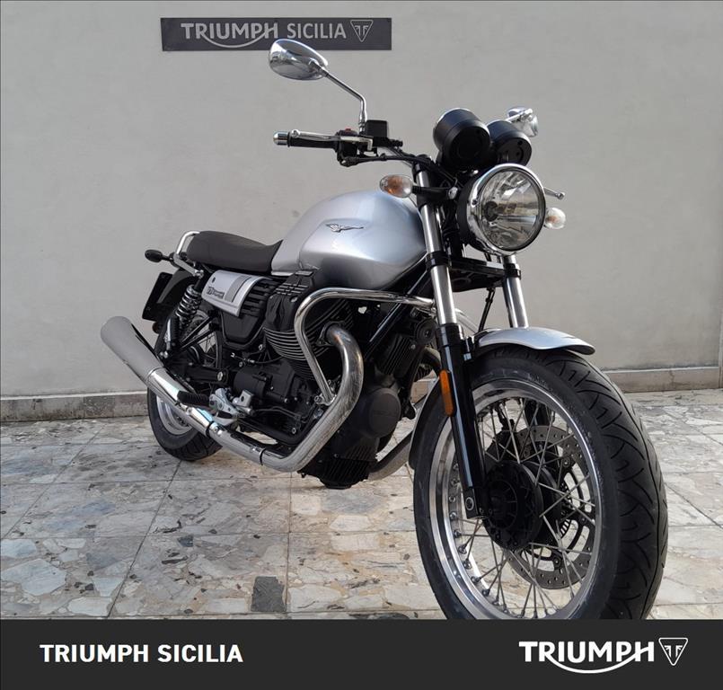 MOTO GUZZI V7 III 750 Special Abs