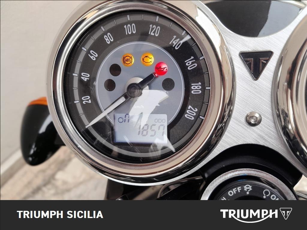 TRIUMPH Bonneville 900 T100 