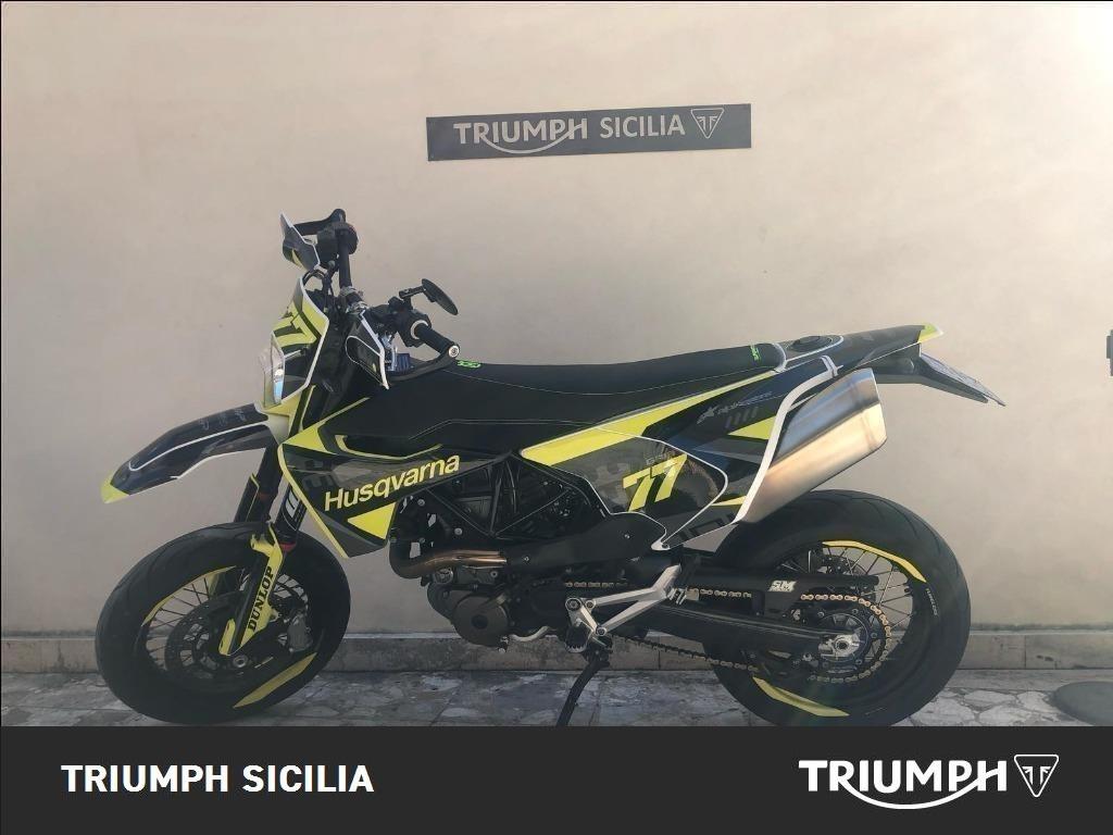 HUSQVARNA Supermoto 701 4T 