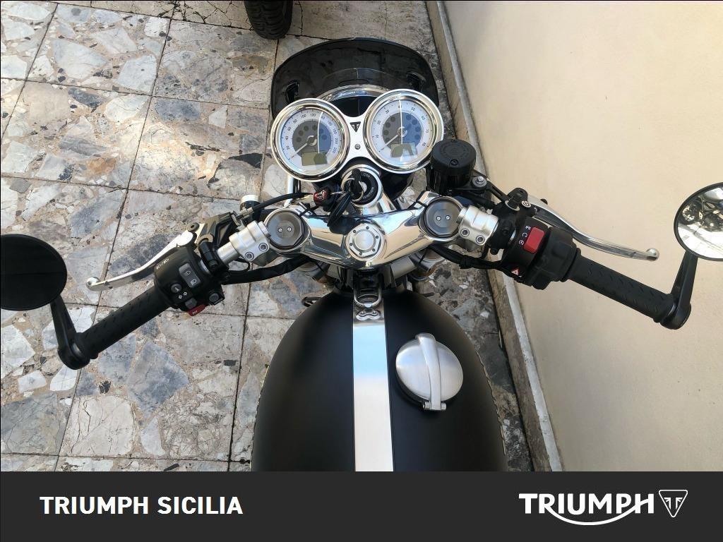 TRIUMPH Thruxton 1200 R