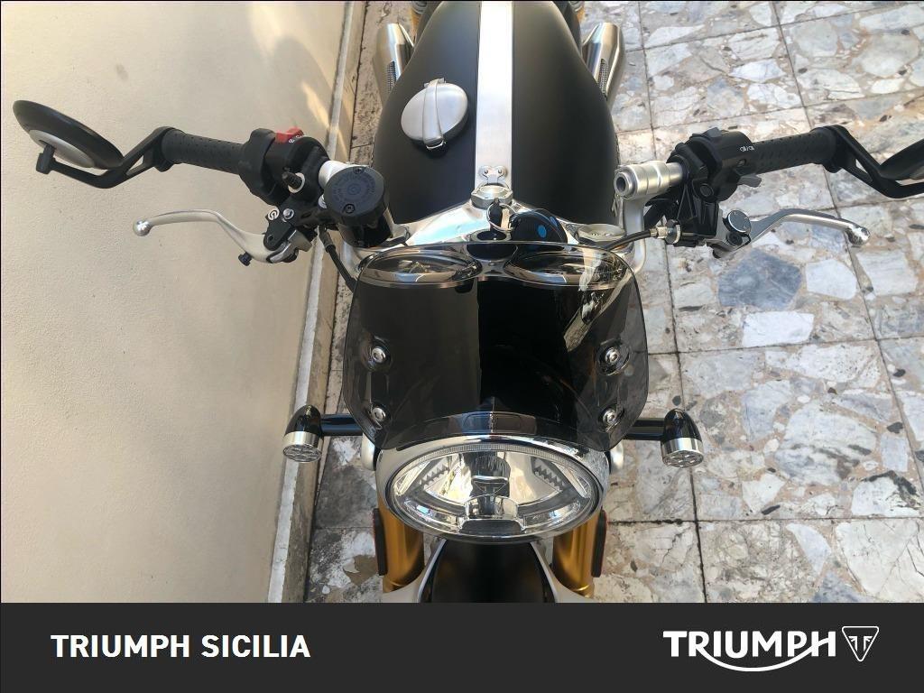 TRIUMPH Thruxton 1200 R