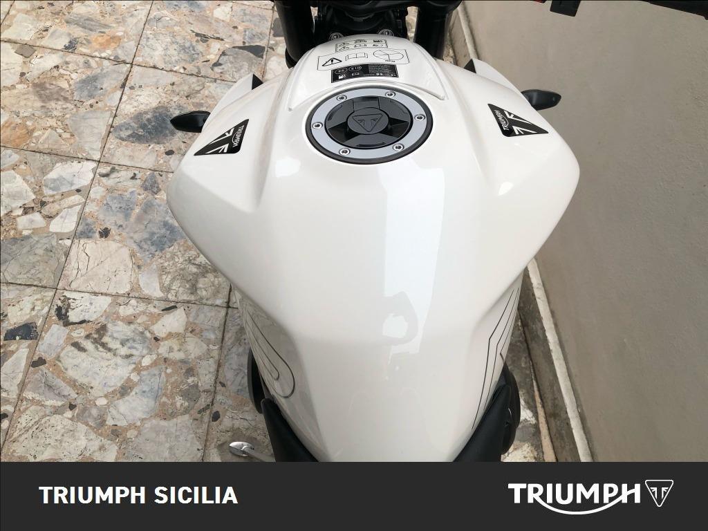 TRIUMPH Street Triple 765 R