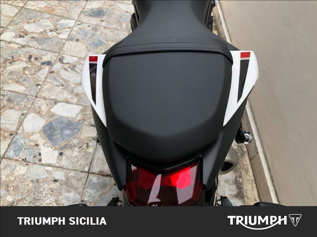 TRIUMPH Street Triple 765 R