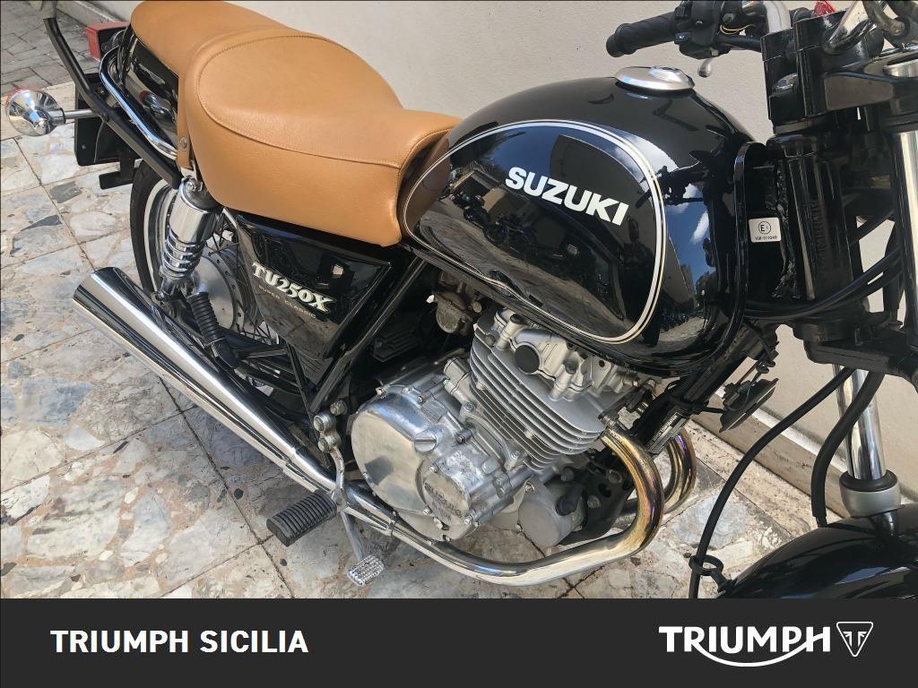 SUZUKI TU 250 X