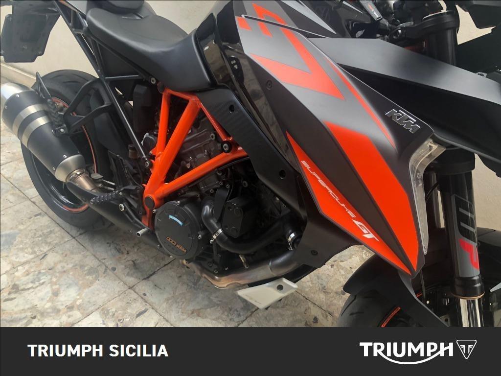 KTM 1290 Super Duke GT