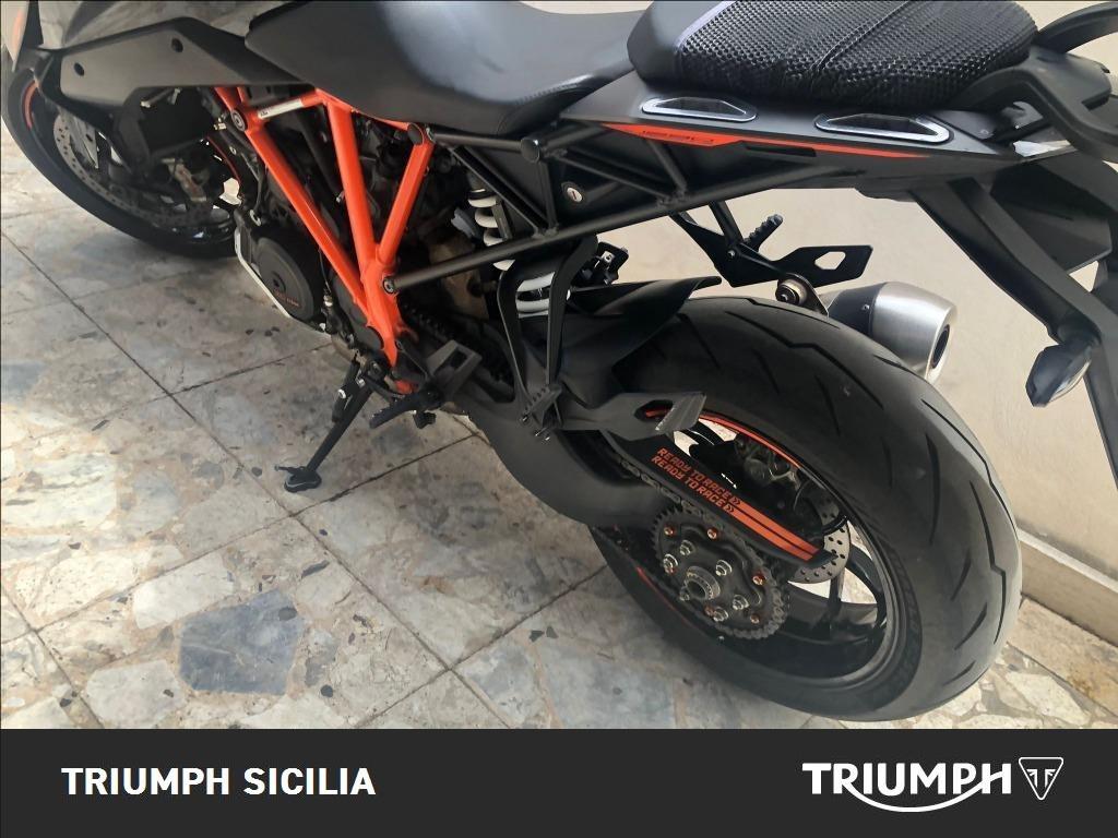KTM 1290 Super Duke GT