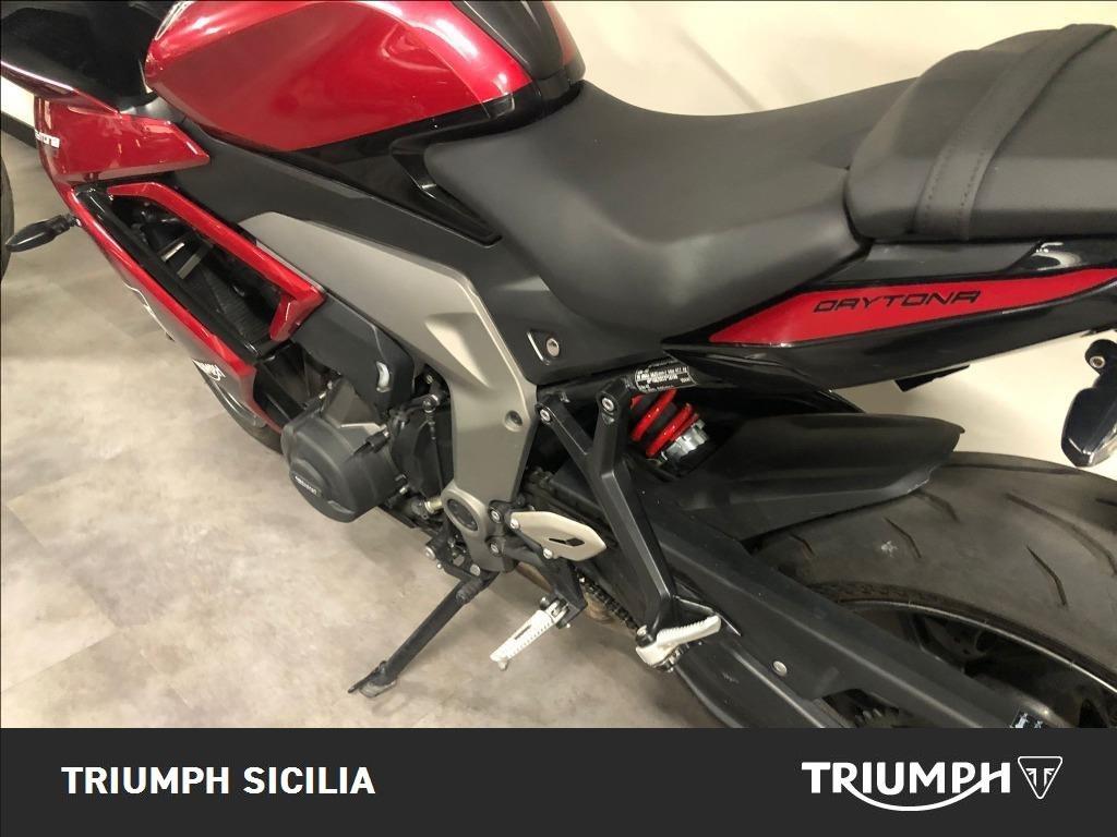 TRIUMPH Daytona 660 Abs