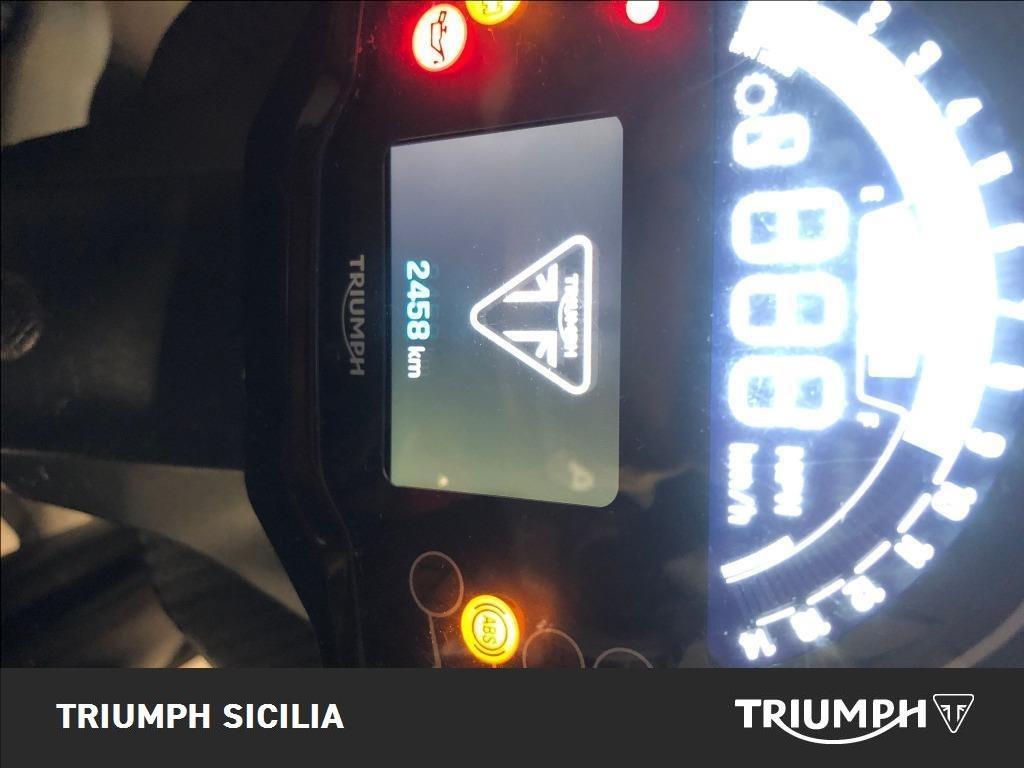 TRIUMPH Daytona 660 Abs