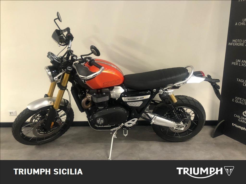 TRIUMPH Scrambler 1200 XE Baja Orange/Phantom Black Abs