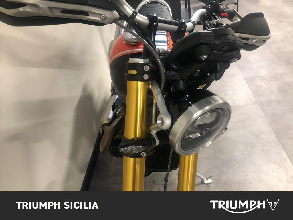 TRIUMPH Scrambler 1200 XE Baja Orange/Phantom Black Abs