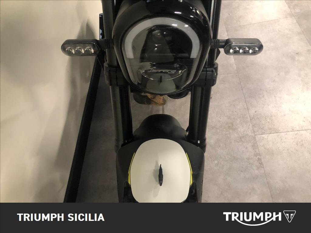 BENELLI Leoncino 250 E5