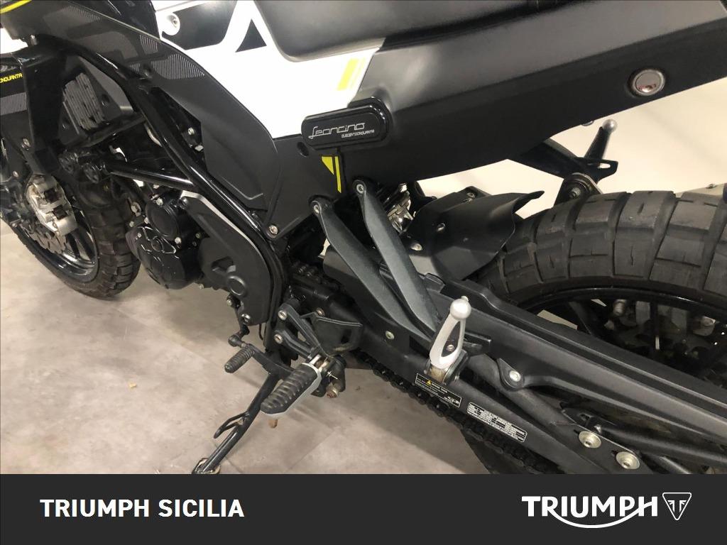 BENELLI Leoncino 250 E5