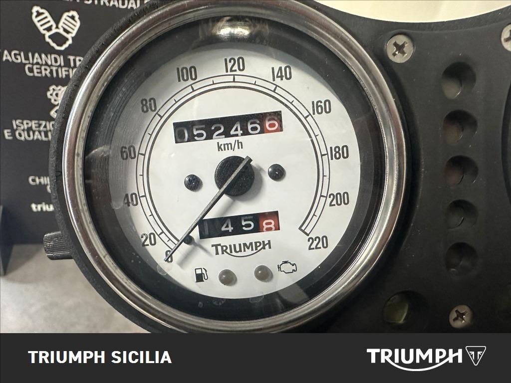 TRIUMPH Adventurer 900 