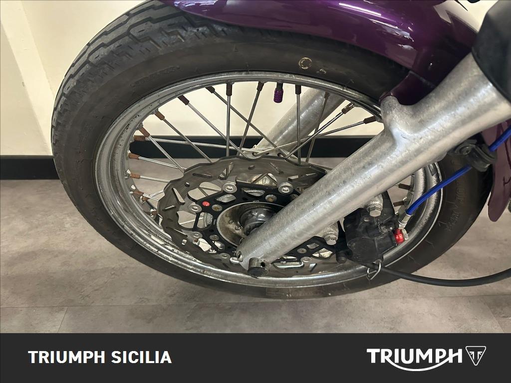 TRIUMPH Adventurer 900 