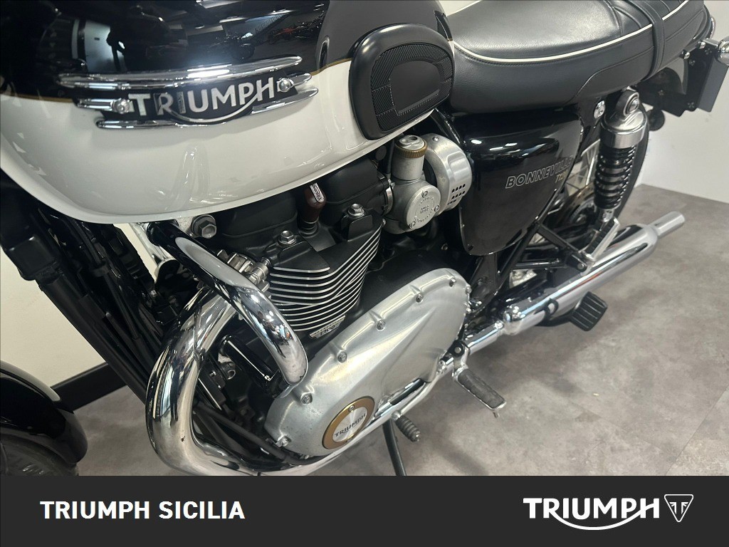TRIUMPH Bonneville 1200 T120 Jet Black/Fusion White Abs E5