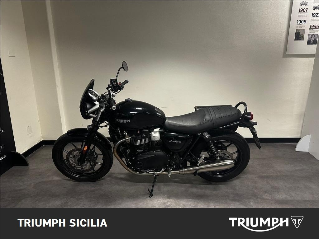 TRIUMPH Street Twin 900 