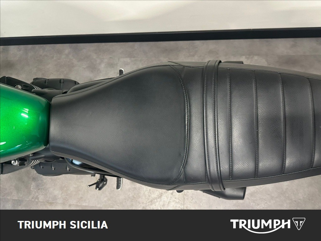 TRIUMPH Speed Twin 900 Stealth Edition Abs