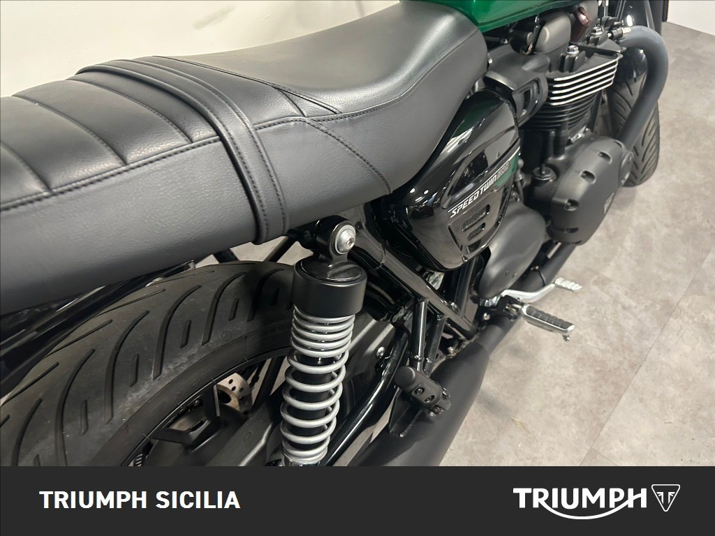 TRIUMPH Speed Twin 900 Stealth Edition Abs