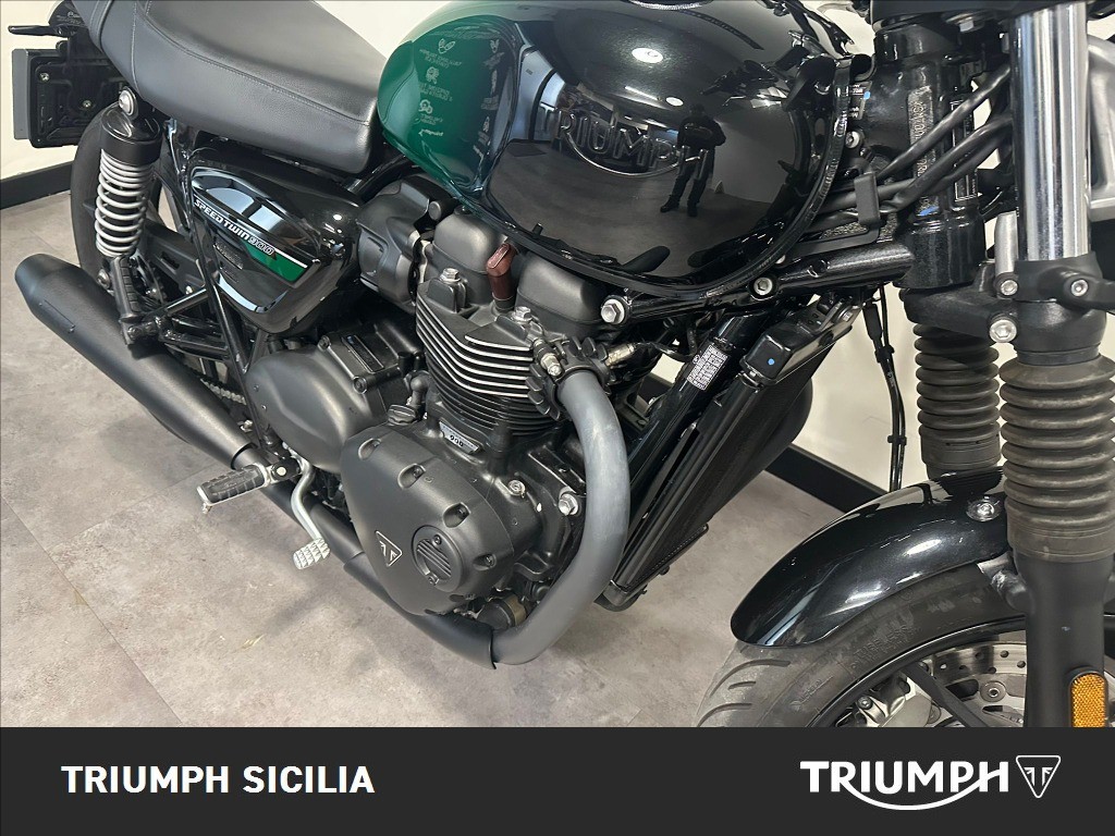 TRIUMPH Speed Twin 900 Stealth Edition Abs
