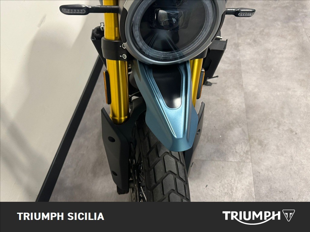 MOTO MORINI Seiemmezzo SCR 650 Abs