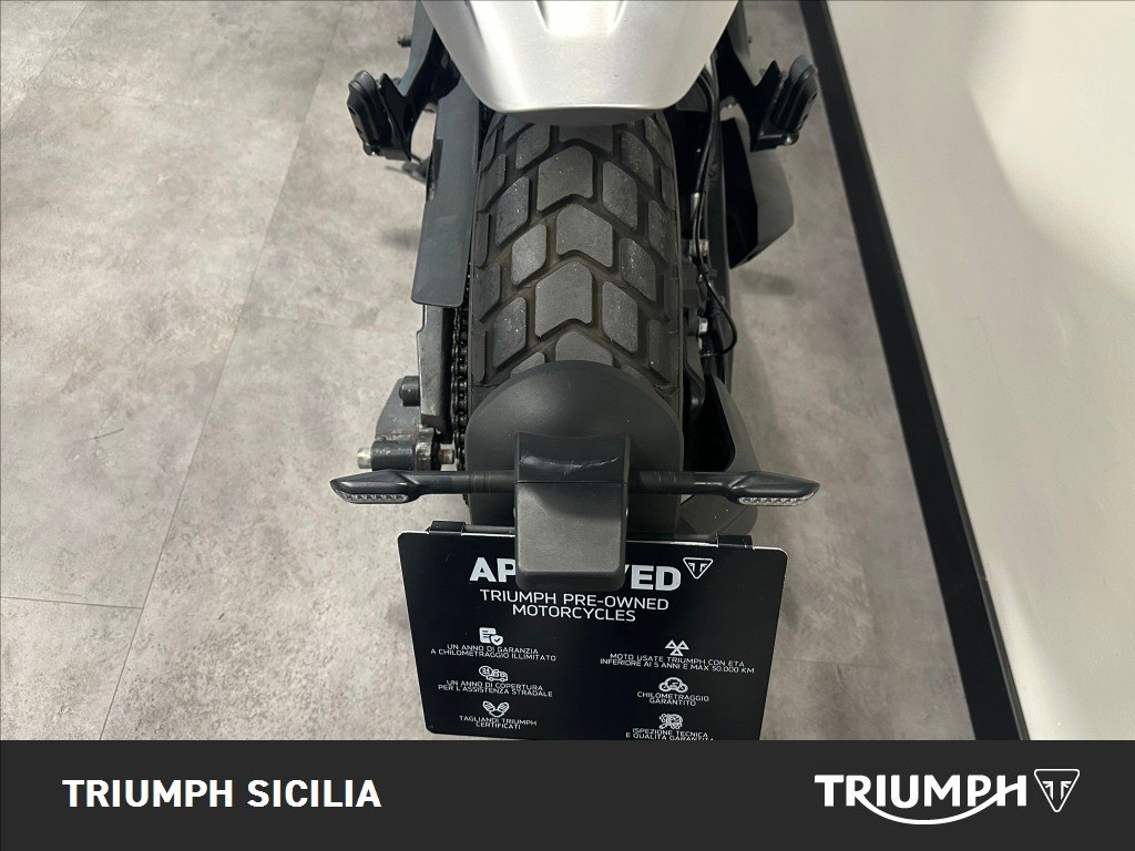 MOTO MORINI Seiemmezzo SCR 650 Abs