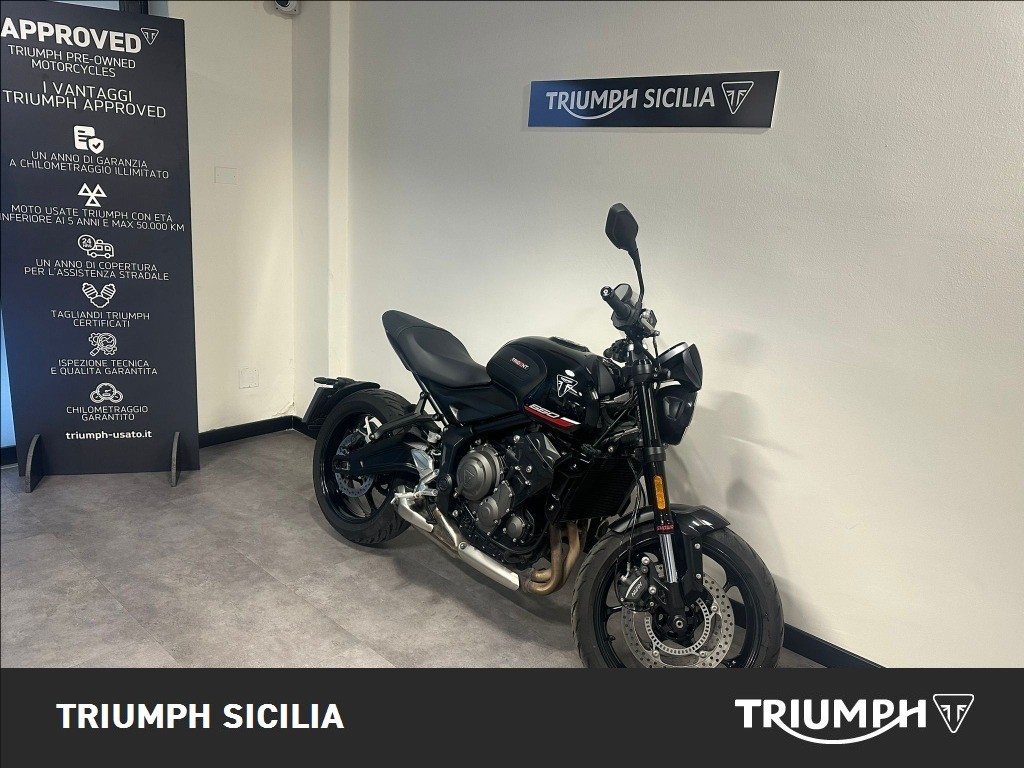 TRIUMPH Trident 660 Jet Black Abs