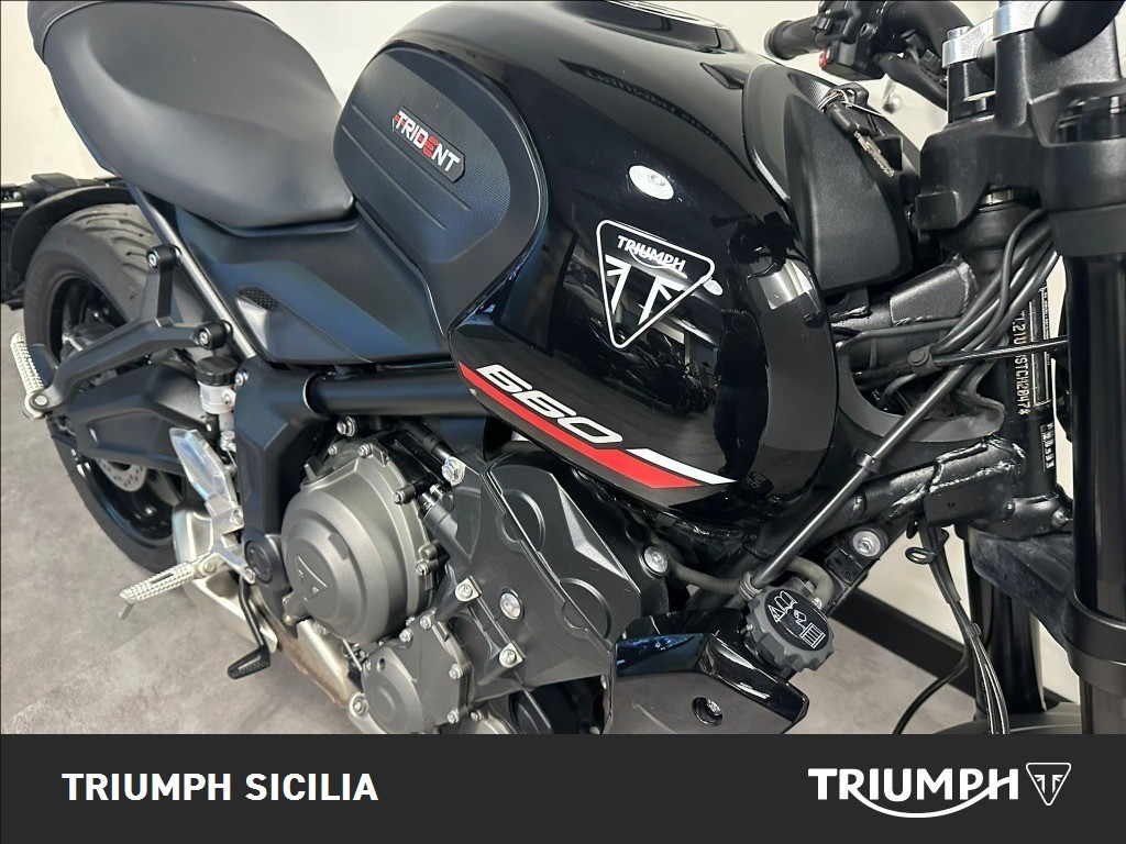 TRIUMPH Trident 660 Jet Black Abs