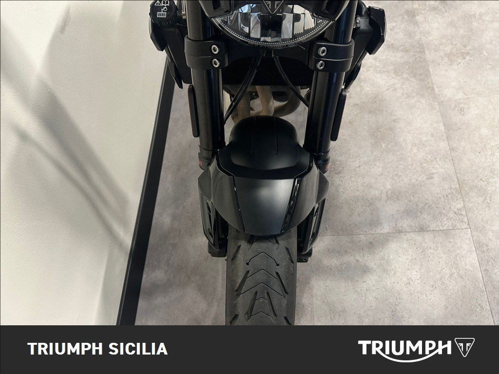 TRIUMPH Trident 660 Jet Black Abs