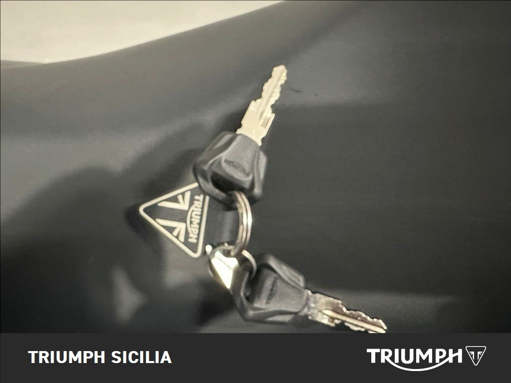 TRIUMPH Trident 660 Jet Black Abs