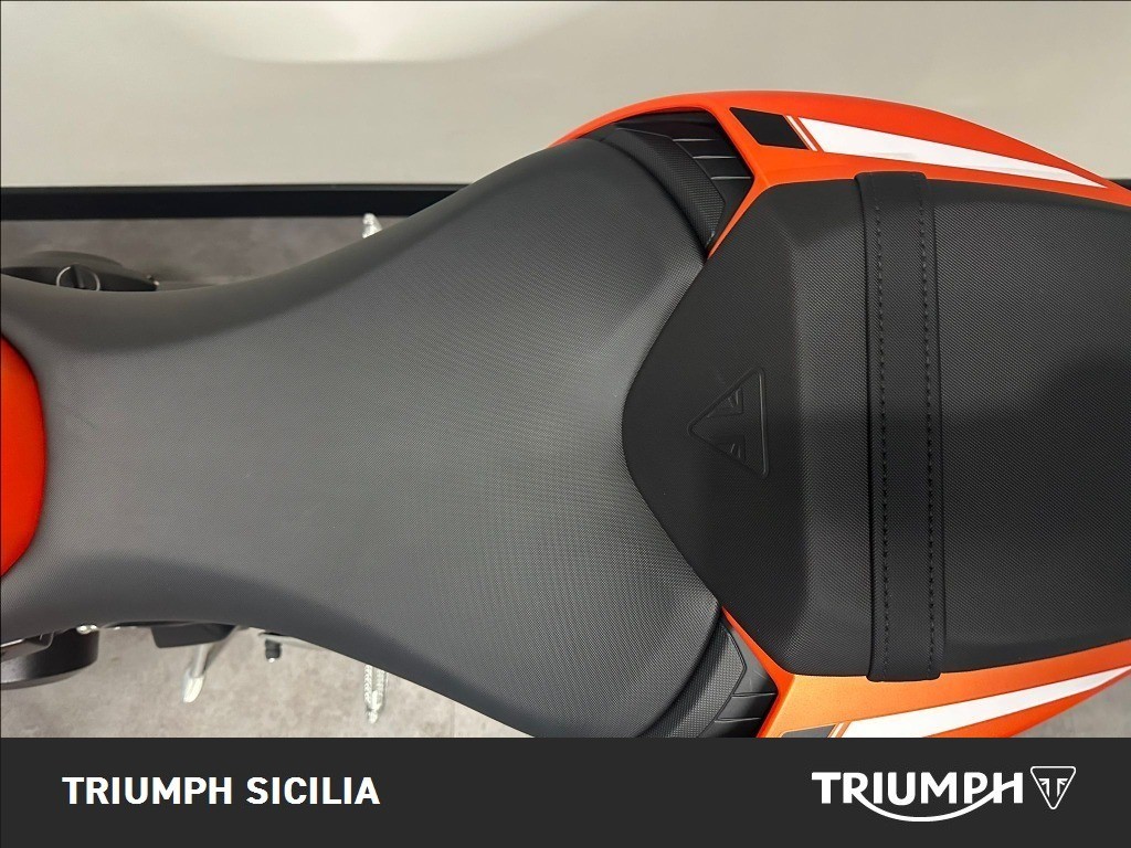 TRIUMPH Street Triple 765 R