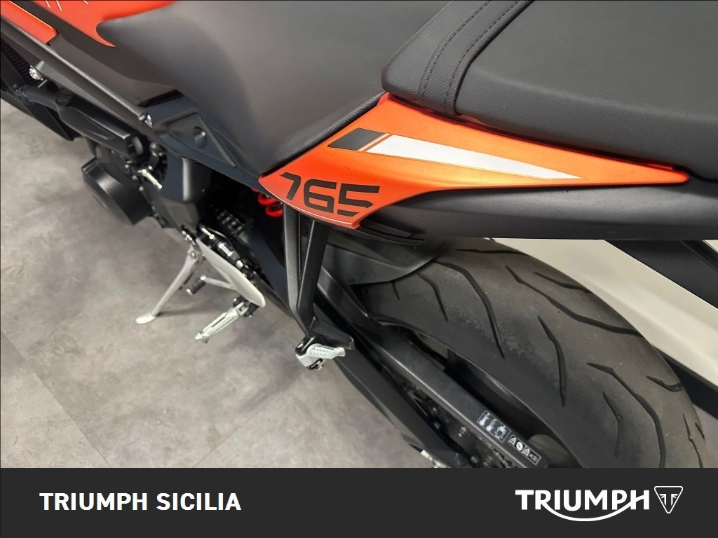 TRIUMPH Street Triple 765 R