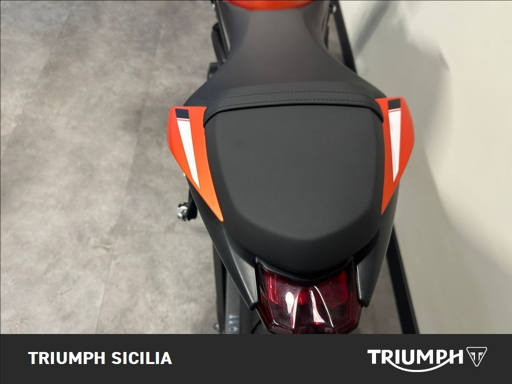 TRIUMPH Street Triple 765 R