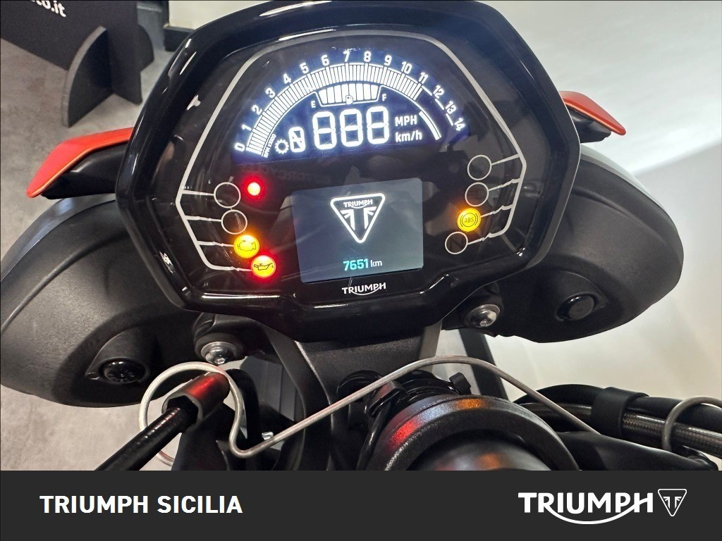 TRIUMPH Street Triple 765 R
