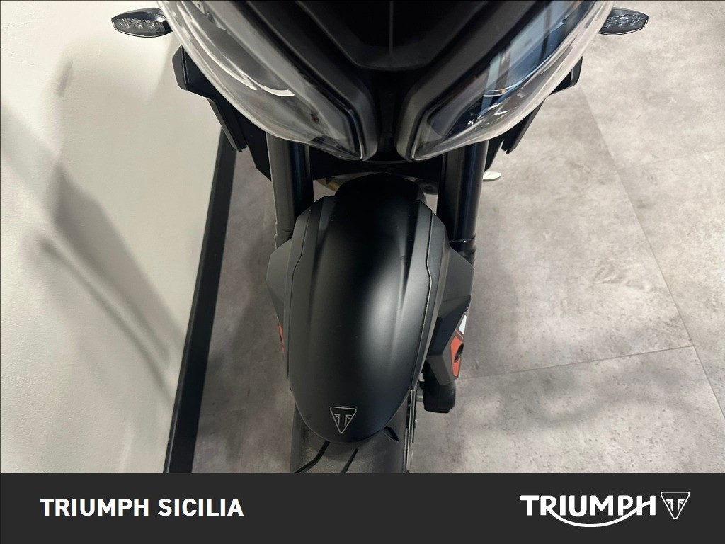 TRIUMPH Street Triple 765 R