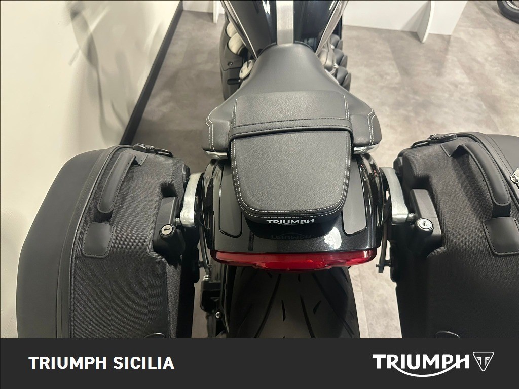 TRIUMPH Rocket III 2500 Storm R