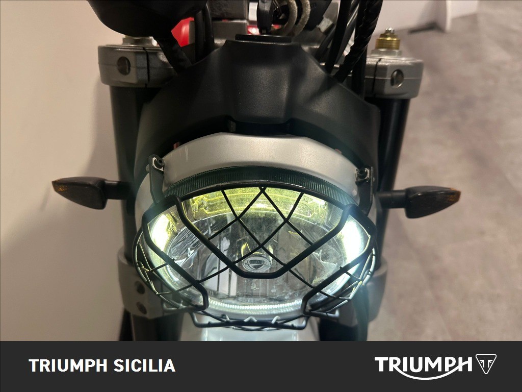 DUCATI Scrambler 800 Desert Sled Red