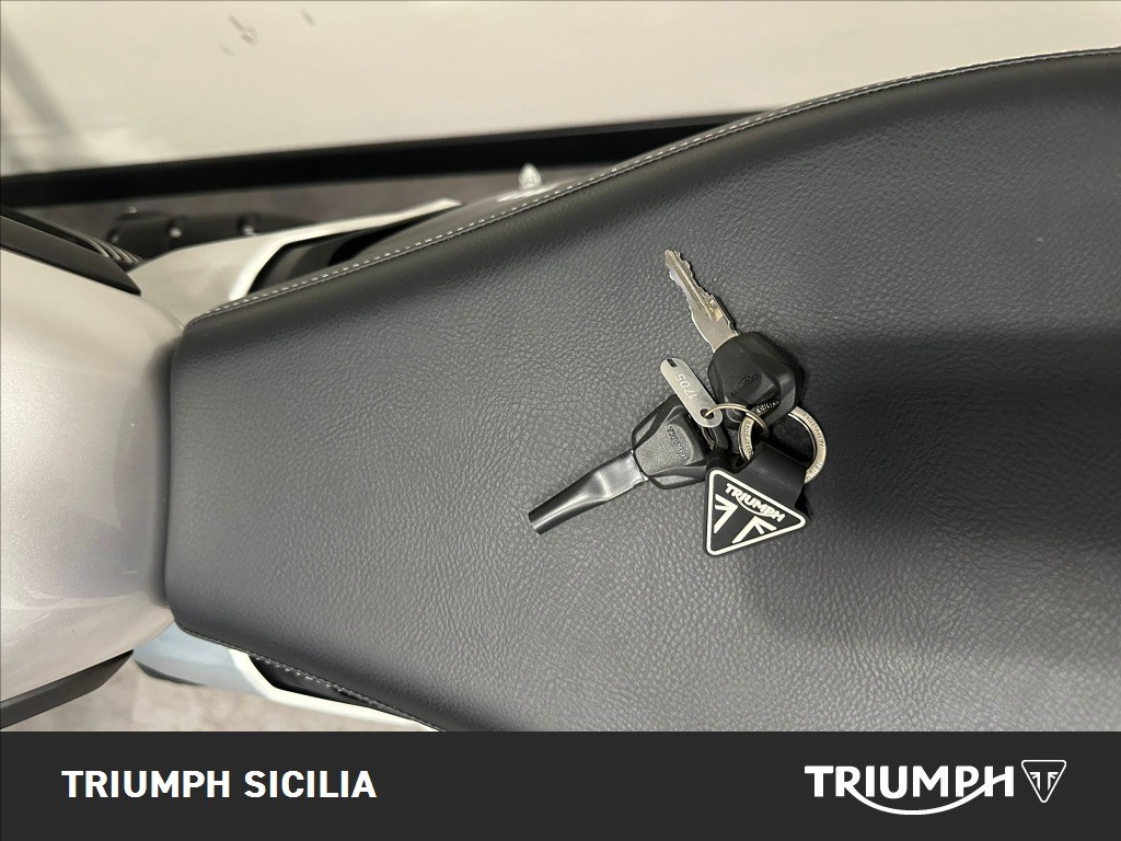 TRIUMPH Speed Twin 900 Abs