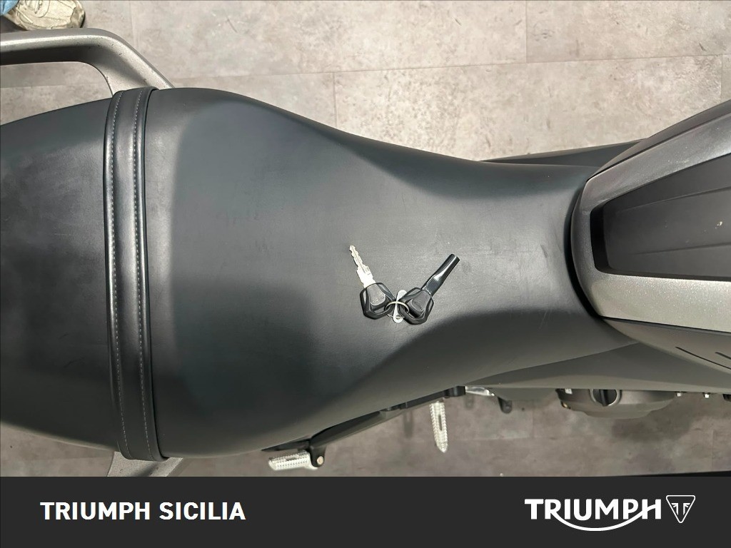 TRIUMPH Trident 660 Abs