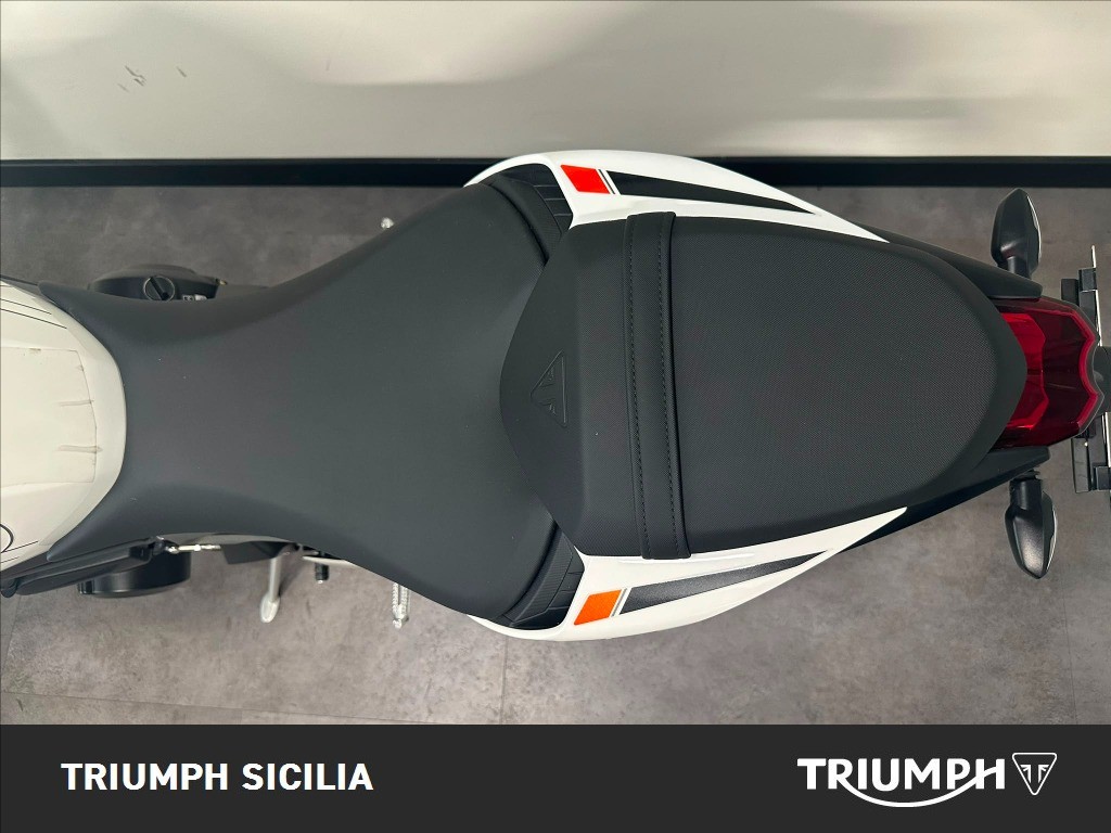 TRIUMPH Street Triple 765 R