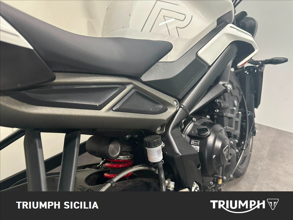 TRIUMPH Street Triple 765 R