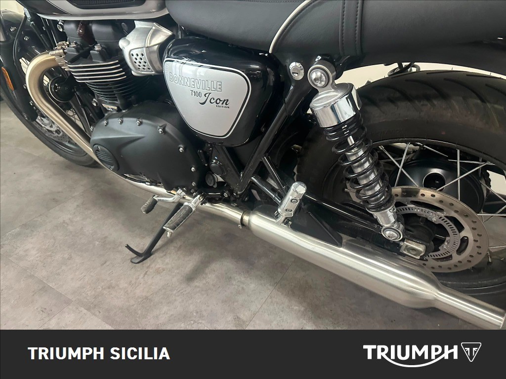 TRIUMPH Bonneville 900 T100 Icon Edition E5+
