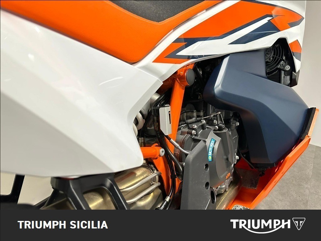 KTM 890 Adventure R