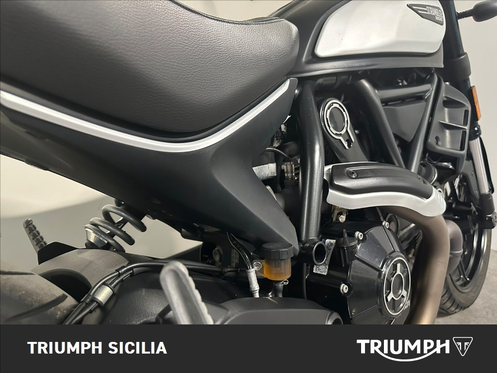 DUCATI Scrambler 800 Icon Dark