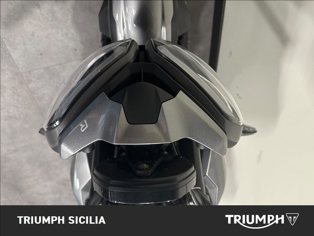 TRIUMPH Street Triple 765 R