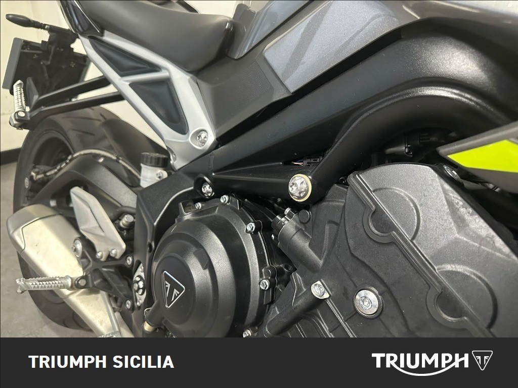 TRIUMPH Street Triple 765 R