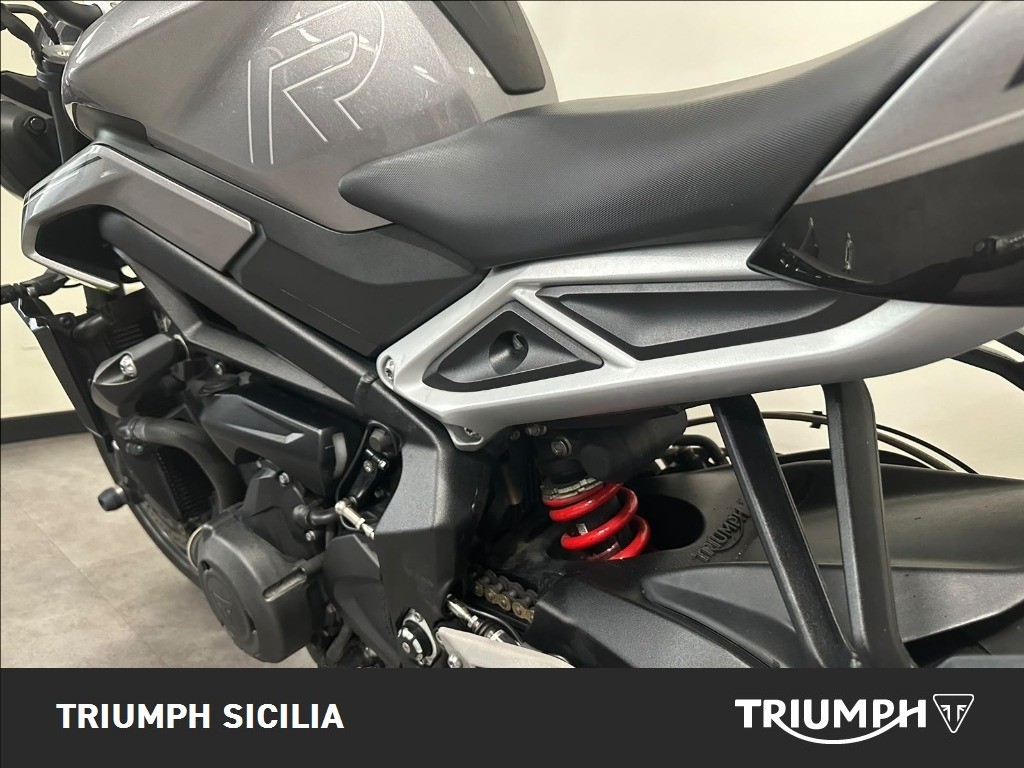 TRIUMPH Street Triple 765 R