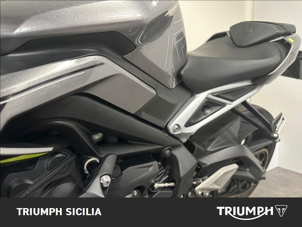 TRIUMPH Street Triple 765 R