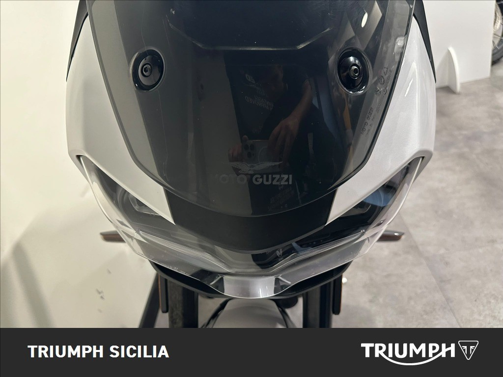 MOTO GUZZI V100 Mandello