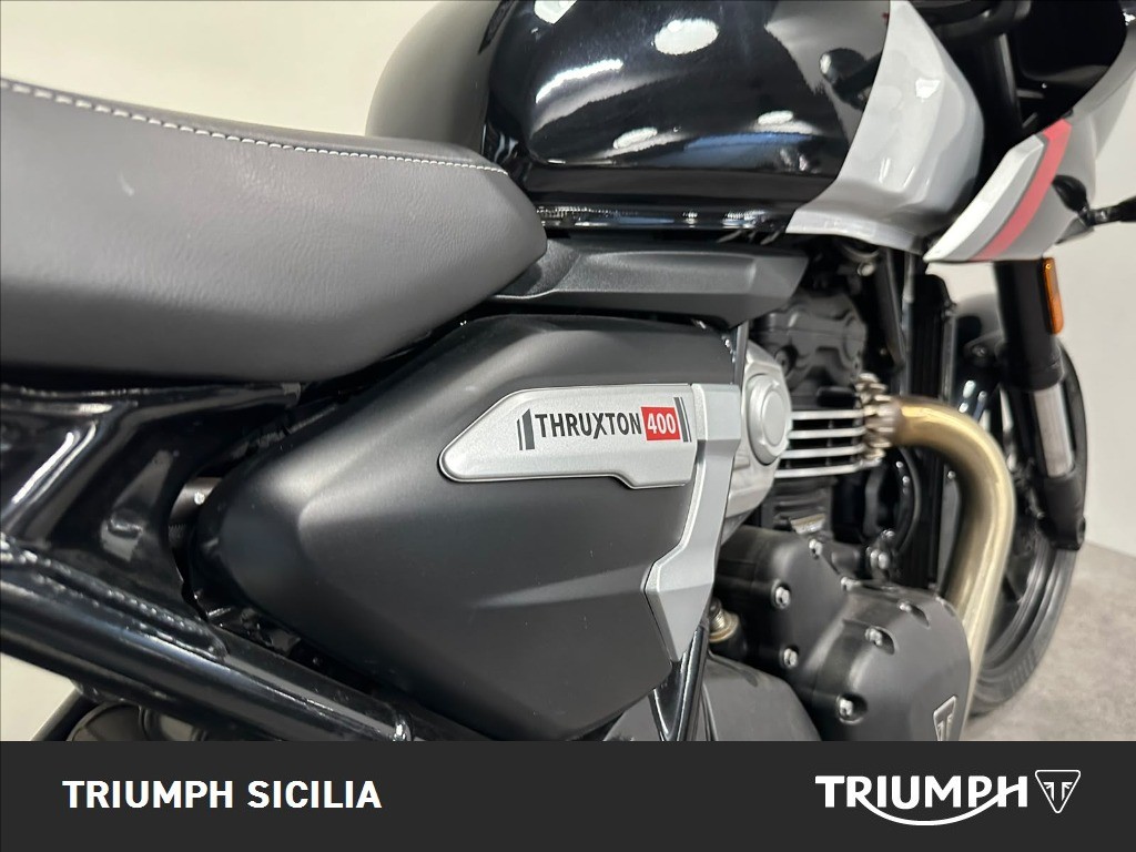 TRIUMPH Thruxton 400 Phantom Black / Aluminium Silver Abs